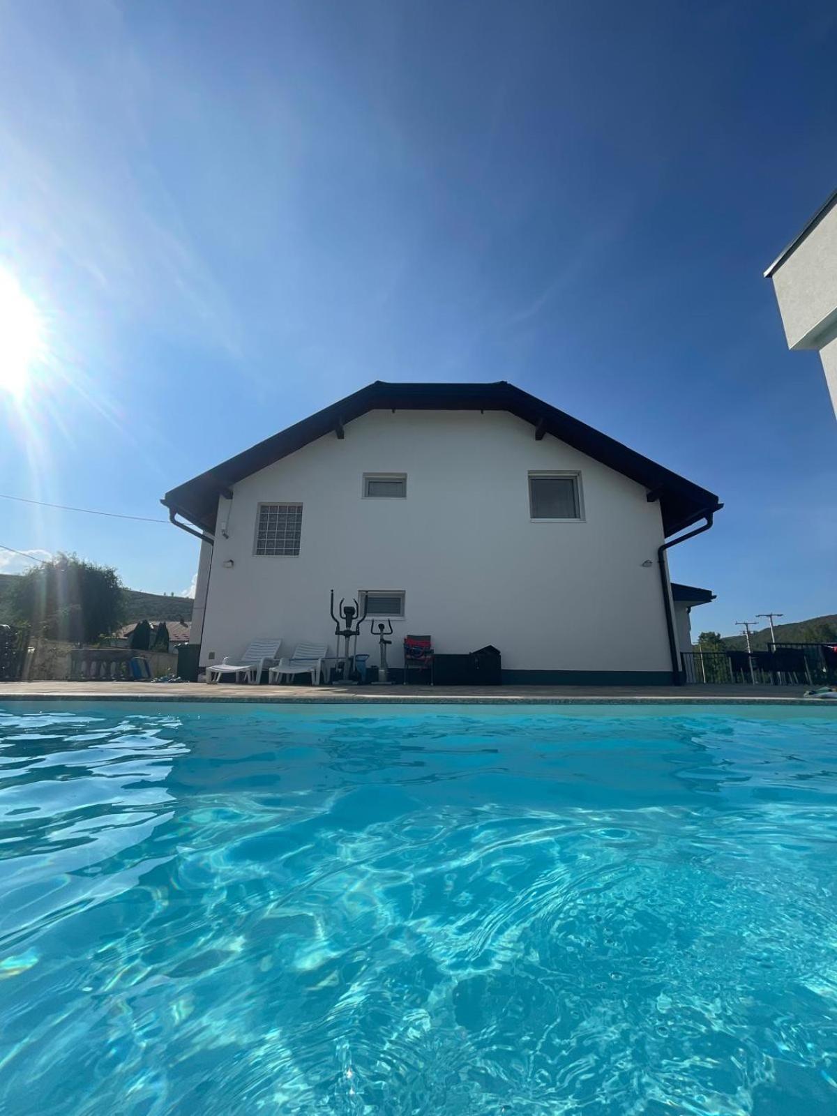 Villa Sami Bihac Luaran gambar